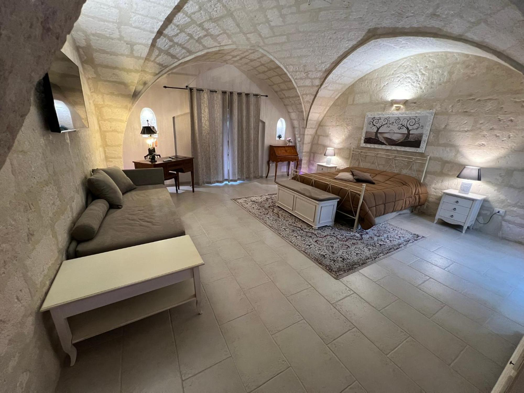 Suite Cavour Luxury Home Taranto Exterior photo